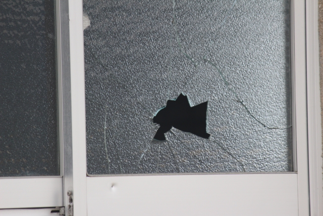 窓ガラスが割れた時の2次被害を考える
